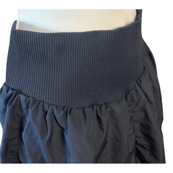 Free People Movement Carpe Diem Shorts Midnight Navy M NEW BIN ONLY - Picture 7 of 7